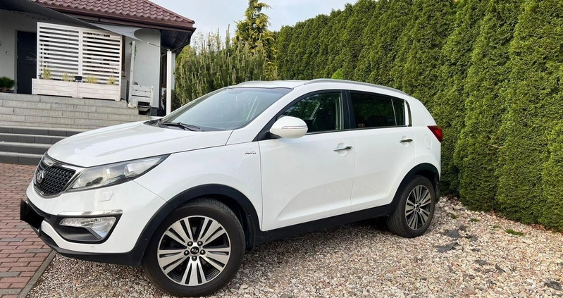 Kia Sportage cena 49900 przebieg: 240000, rok produkcji 2014 z Brodnica małe 16